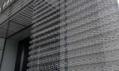 冲孔网 现代建筑装饰材料的创新应用与制造