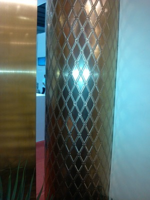 金属压花装饰保温板 兼具美观与实用的建筑装饰新宠